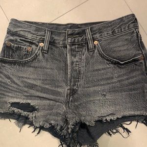 levi’s denim shorts, great quality never worn!